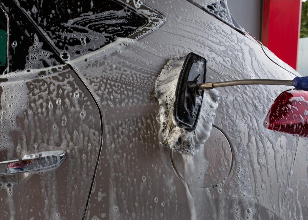 Nettoyage voiture particulier près de Léognan