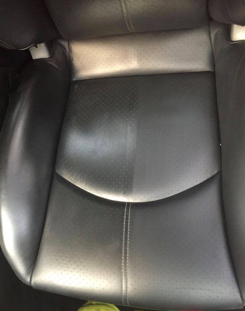 nettoyage-cuir-voiture-2